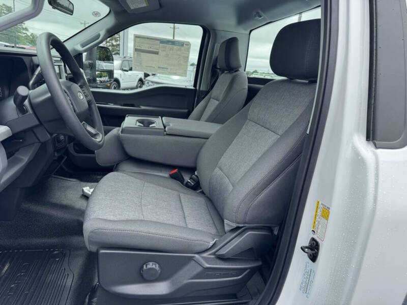 2025 Ford F-350 Super Duty XL