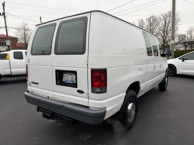 2006 Ford E-Series E-250
