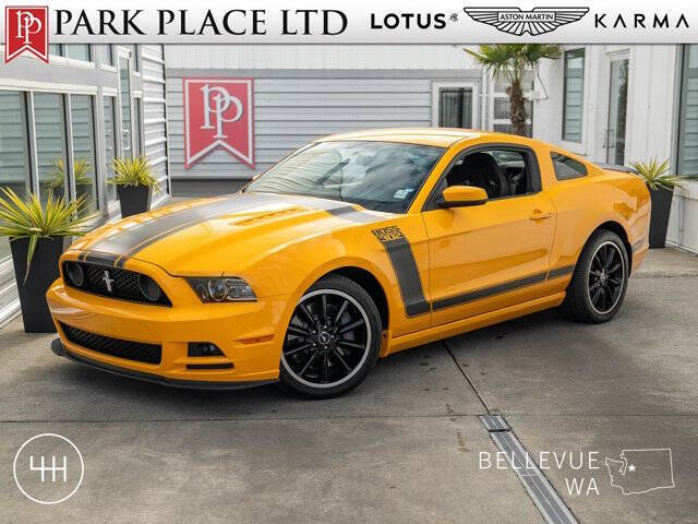 2013 Ford Mustang 1