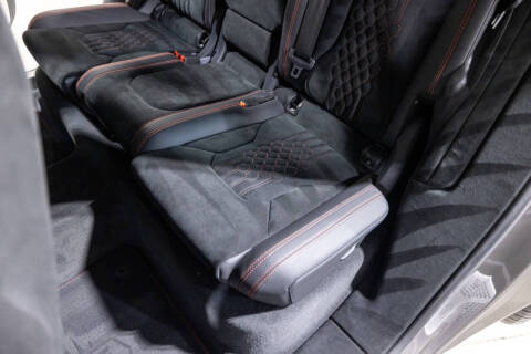 2023 Lamborghini Urus Performante