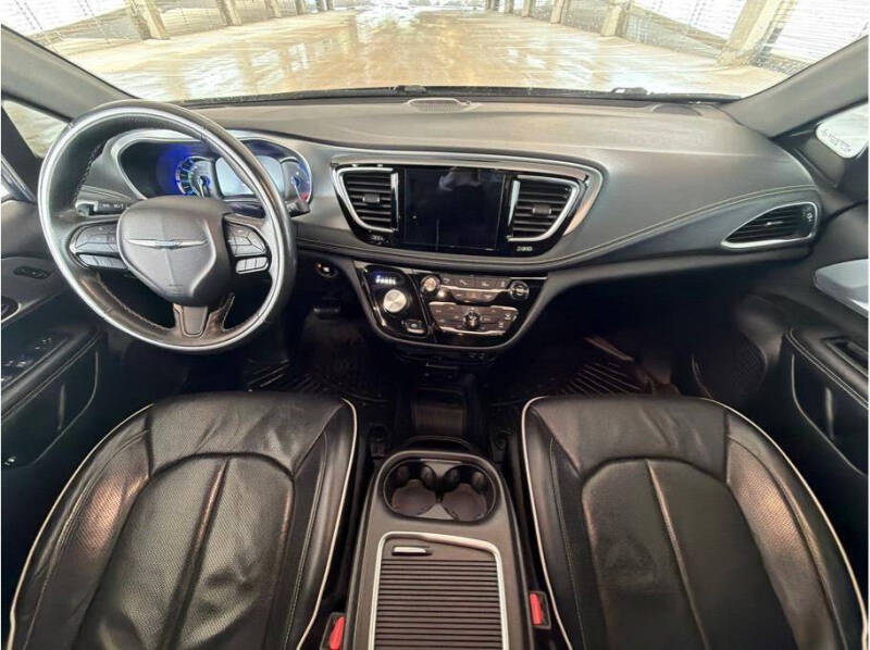 2020 Chrysler Pacifica Hybrid Limited