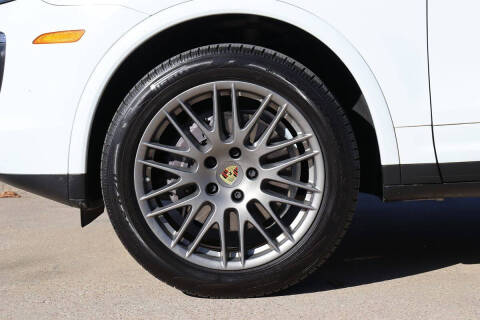 2018 Porsche Cayenne Platinum Edition