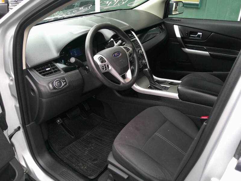 2011 Ford Edge SE