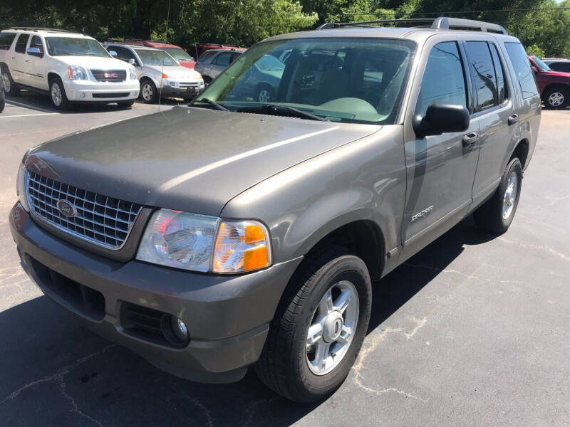 2005 Ford Explorer for sale at Sartins Auto Sales in Dyersburg TN