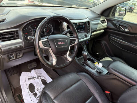 2017 GMC Acadia SLT-1