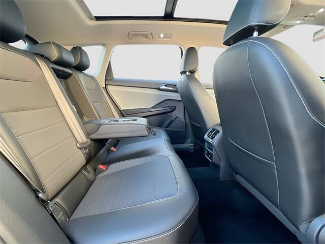 2022 Volkswagen Taos SE