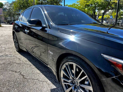 2016 Infiniti Q50 Red Sport 400