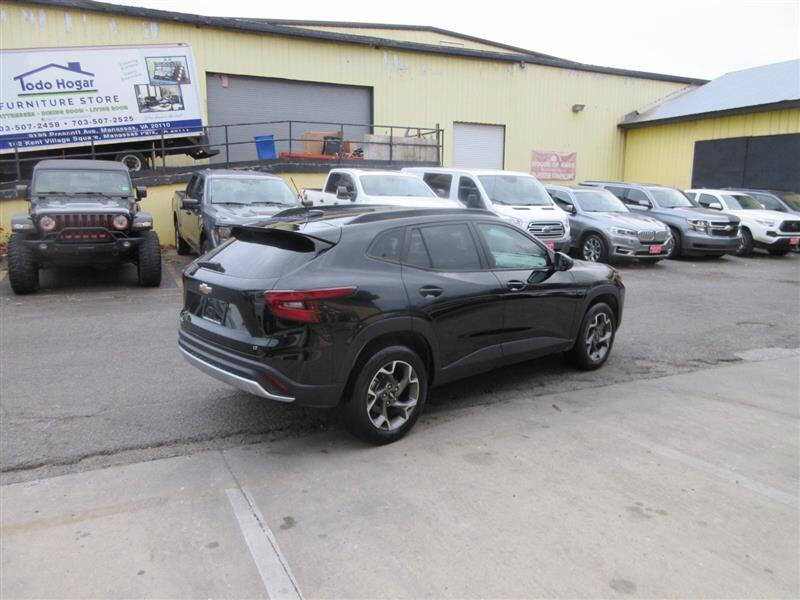 2024 Chevrolet Trax LT