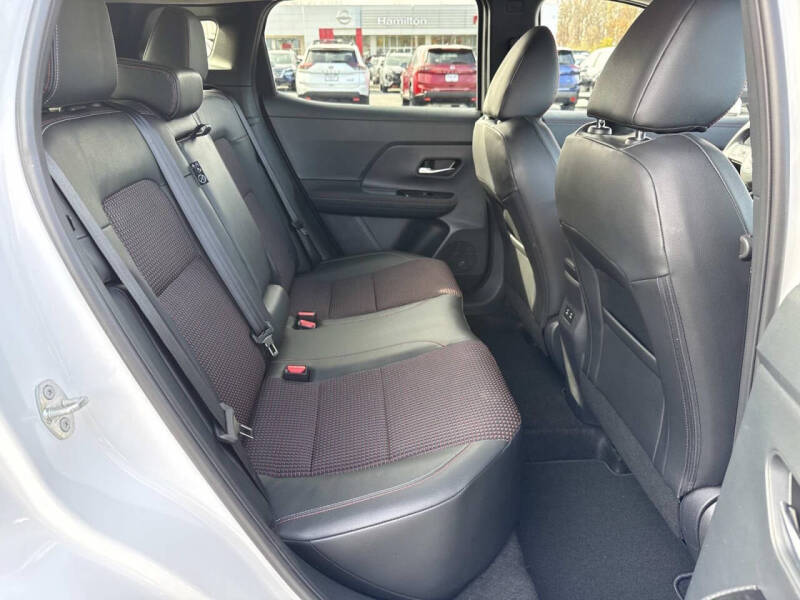 2025 Nissan Kicks SR