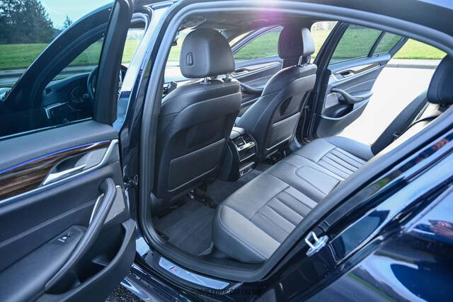 2021 BMW 5 Series 540i