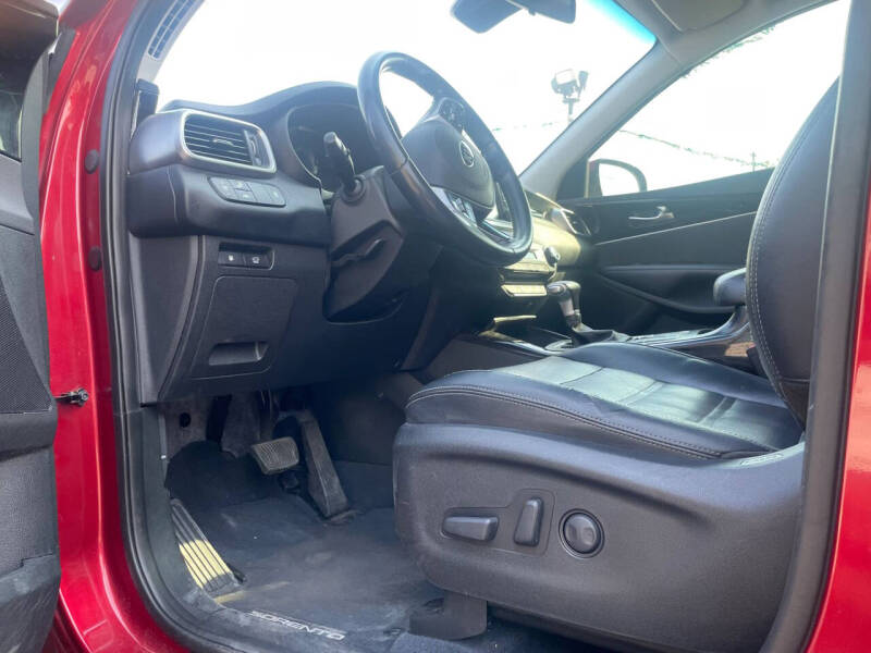 2020 Kia Sorento EX V6