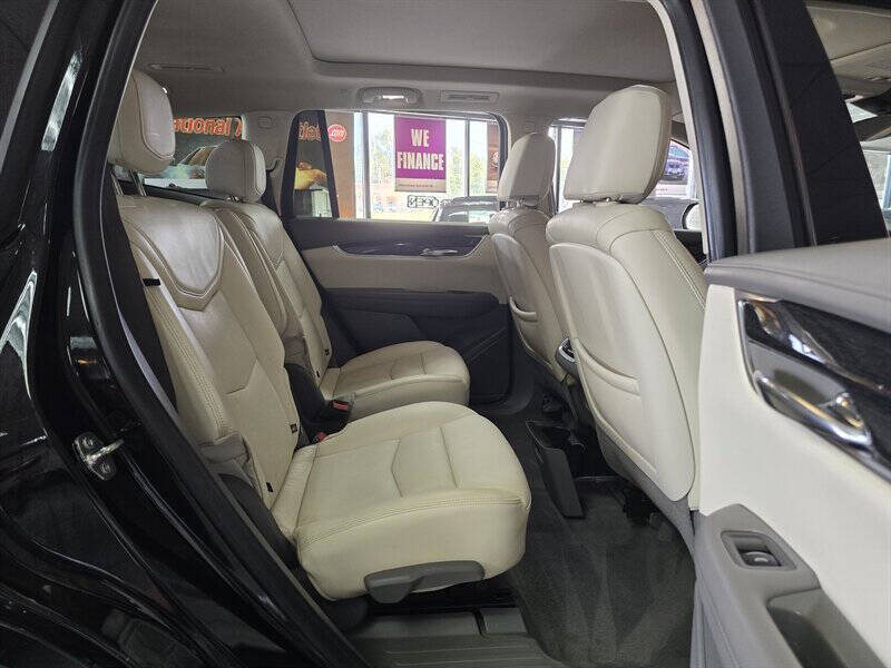 2020 Cadillac XT6 Premium Luxury