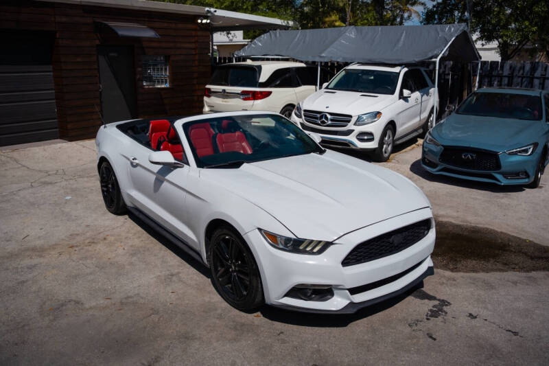 2016 Ford Mustang EcoBoost Premium