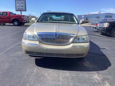 2007 Lincoln Town Car for sale at Holland Auto Sales and Service, LLC in Bronston KY