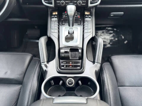 2012 Porsche Cayenne Tiptronic