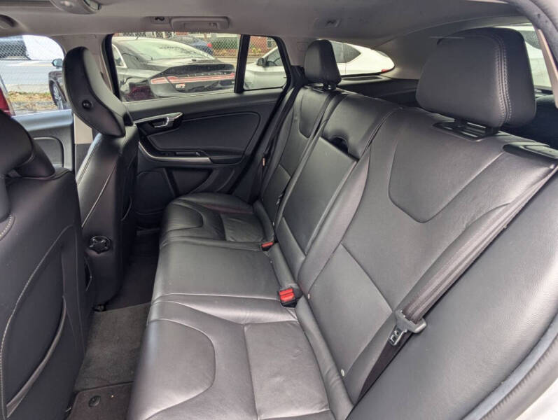 2015 Volvo V60 T5 Drive-E Premier