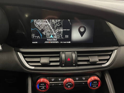 2017 Alfa Romeo Giulia Ti