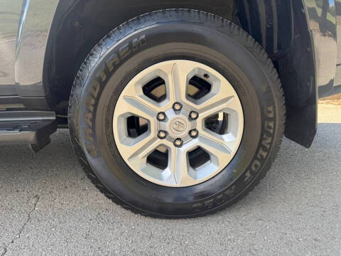 2024 Toyota 4Runner SR5