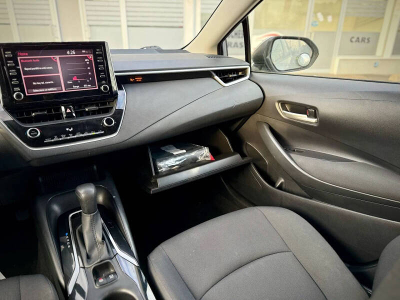 2020 Toyota Corolla LE