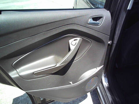 2017 Ford C-MAX Hybrid SE