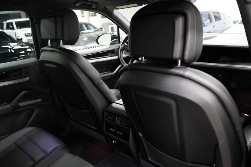 2024 Porsche Cayenne