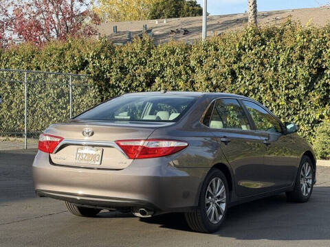 2016 Toyota Camry XLE