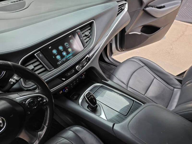2019 Buick Enclave Essence