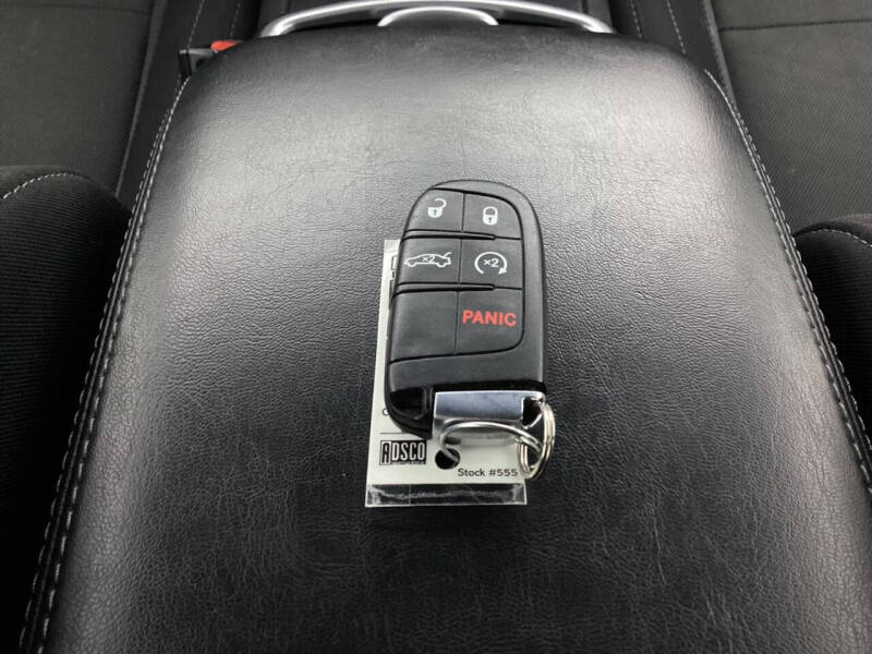 2015 Dodge Charger SXT