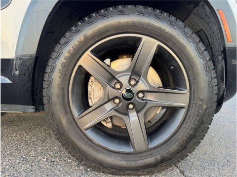 2022 Land Rover Defender 110 X-Dynamic SE