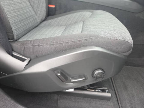 2023 Volvo XC60 B5 Core