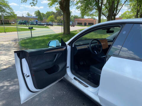 2024 Tesla Model Y Long Range