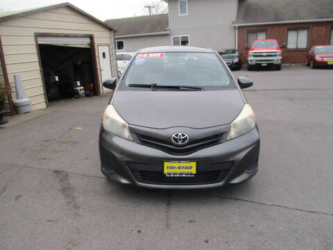 2012 Toyota Yaris 3-Door LE