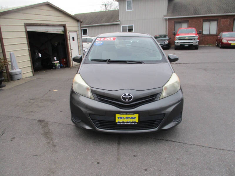 2012 Toyota Yaris 3-Door LE