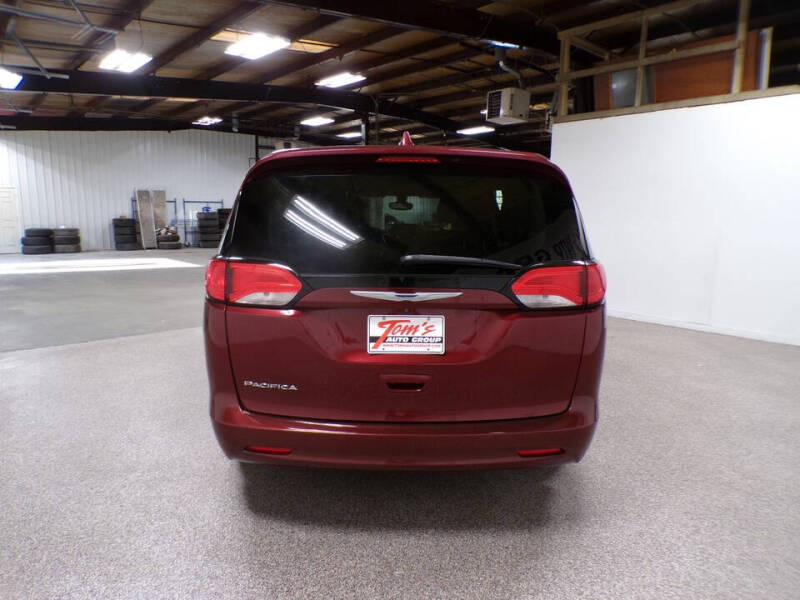2017 Chrysler Pacifica Touring