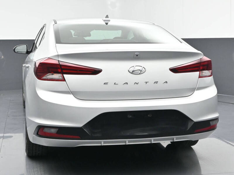 2019 Hyundai Elantra