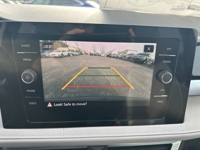 2026 Volkswagen Taos SE 4Motion