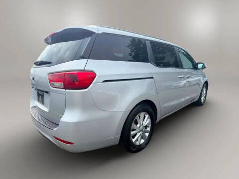 2017 Kia Sedona LX