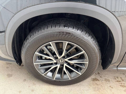 2025 Lexus NX 350h Premium