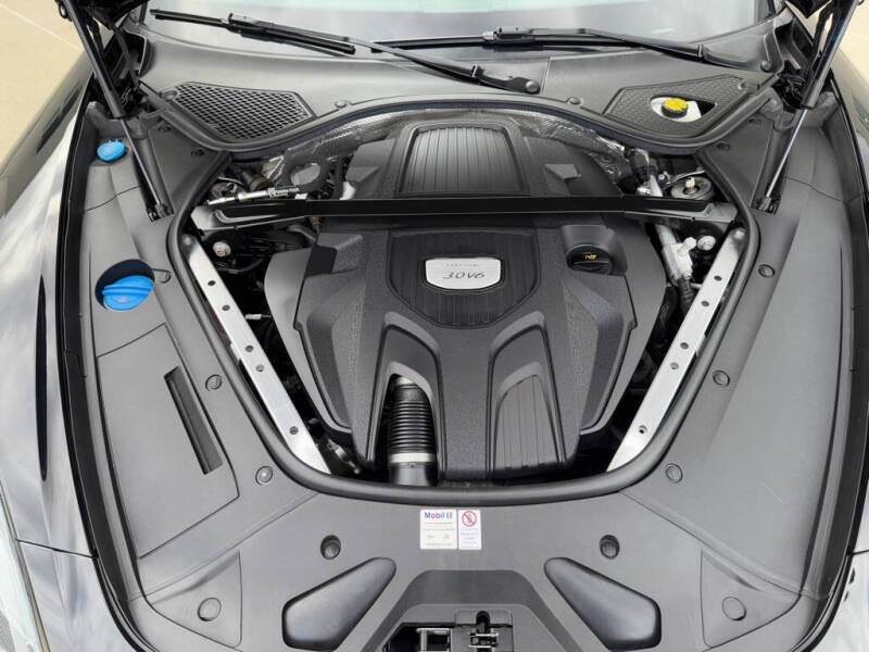 2020 Porsche Panamera 4