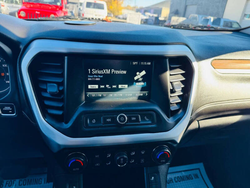 2018 GMC Acadia SLE-2