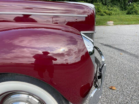 1940 Ford Deluxe