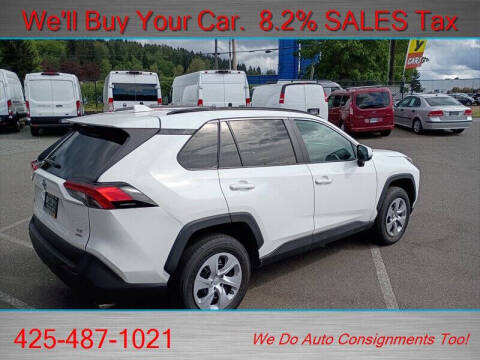 2020 Toyota RAV4 LE