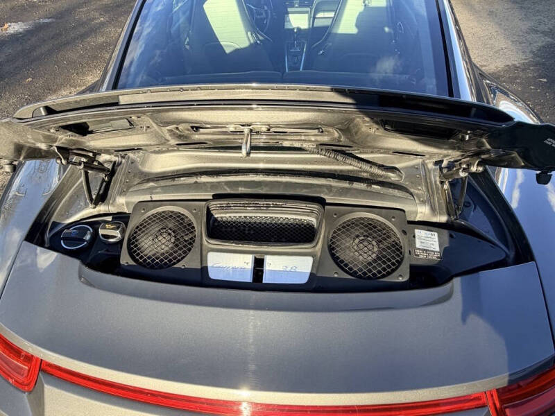 2015 Porsche 911 Carrera 4S