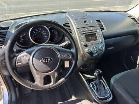 2013 Kia Soul +