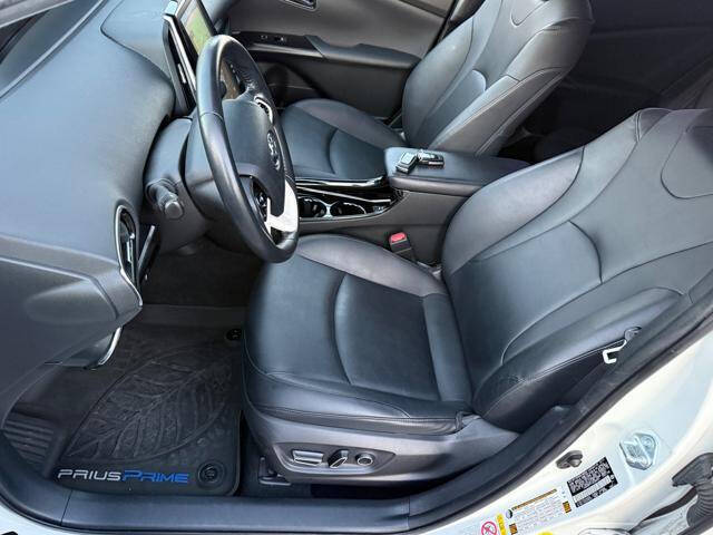 2017 Toyota Prius Prime Plus