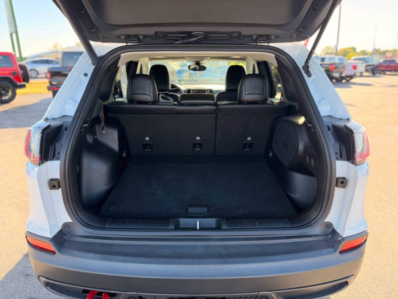 2022 Jeep Cherokee Trailhawk