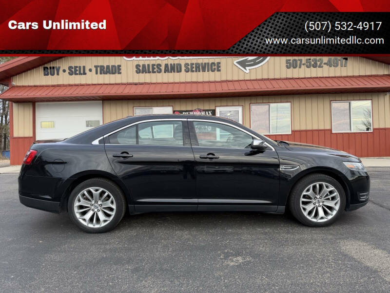 2019 Ford Taurus Limited's photo