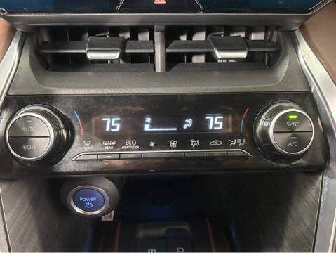 2021 Toyota Venza XLE