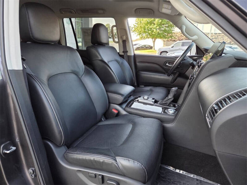 2024 Infiniti QX80 Luxe