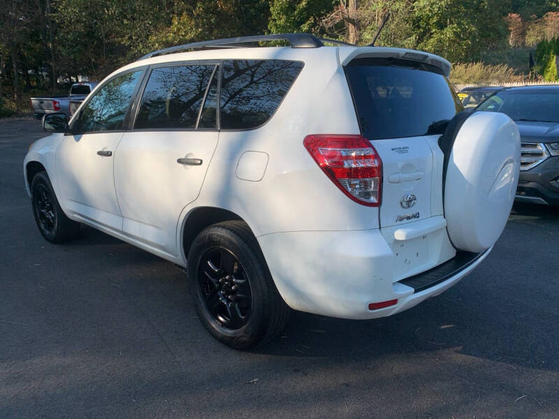 2011 Toyota RAV4 Base photo 8